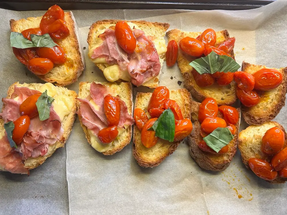 ricetta bruschette ai pomodorini confit
