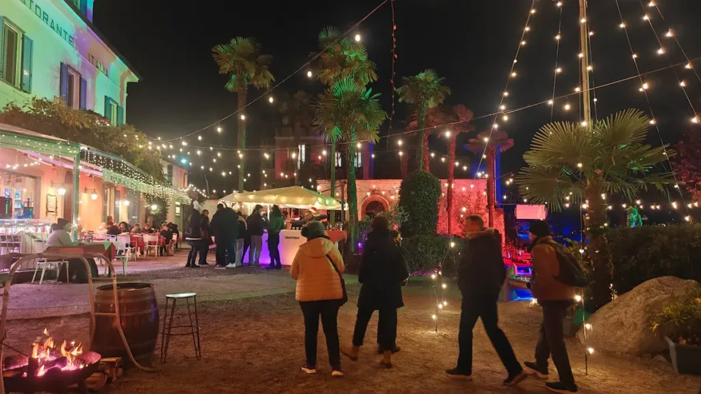 battello di natale isola delle luci