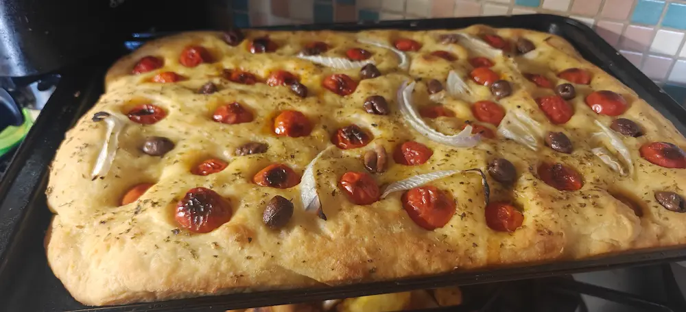 tranquilla-domenica-di-giugno-focaccia focaccia barese tranquilla domenica di giugno